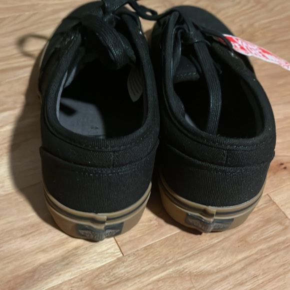 COPY - Black Vans Atwood w gum sole - Picture 2 of 4